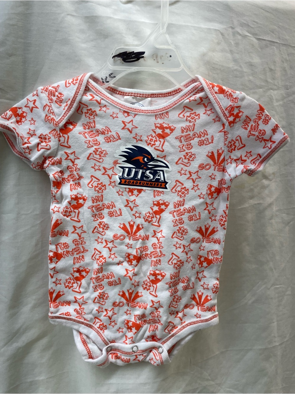 UTSA Roadrunners Infant Onesie - White & Oranges. 6-9 mos